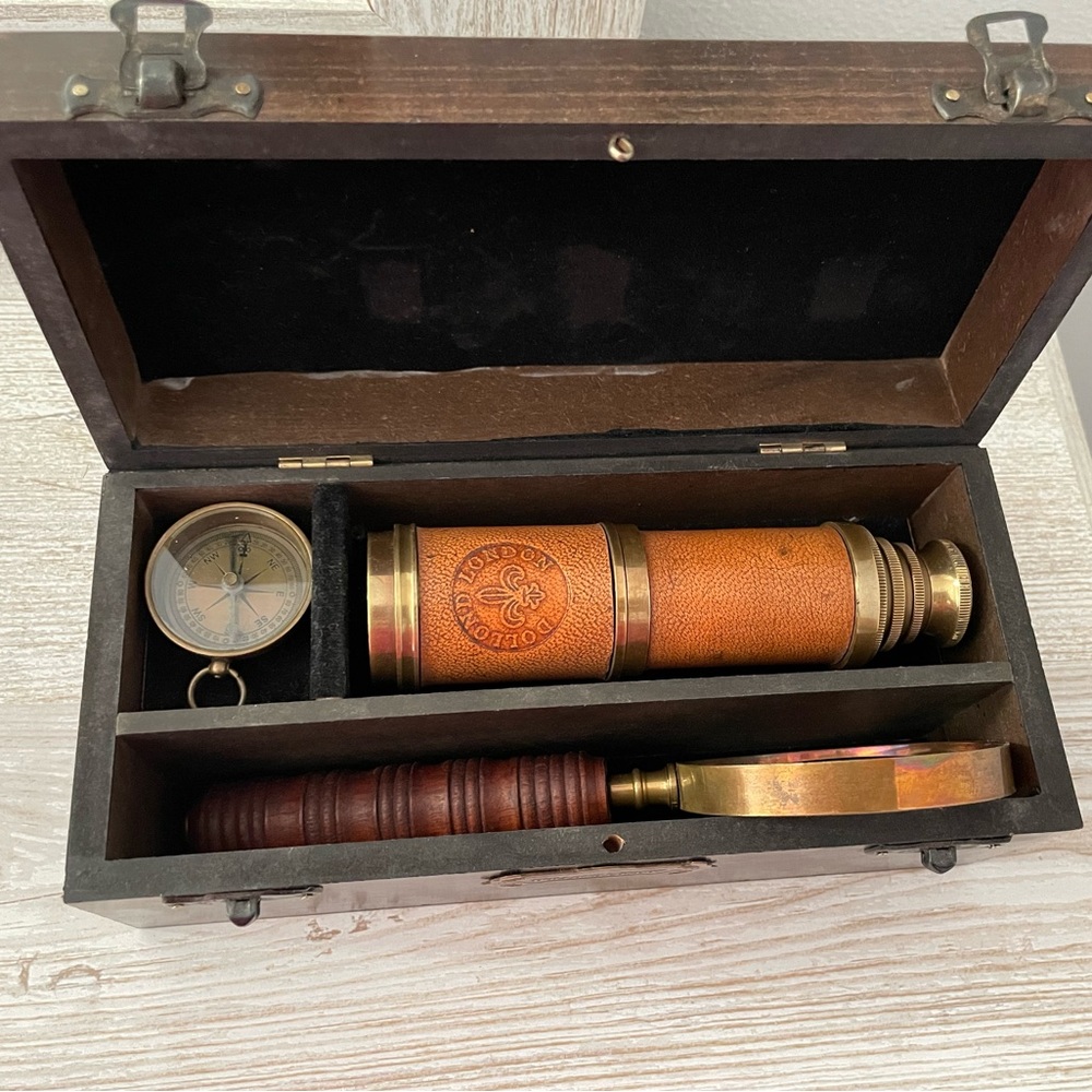 DOLLOND LONDON TELESCOPE WITH COMPASS AND MAGNIFYING GLASS